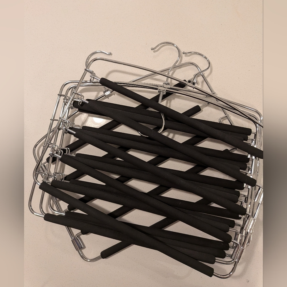 11x Metal hangers! See Photos - Organize Difficult To Hang Items!